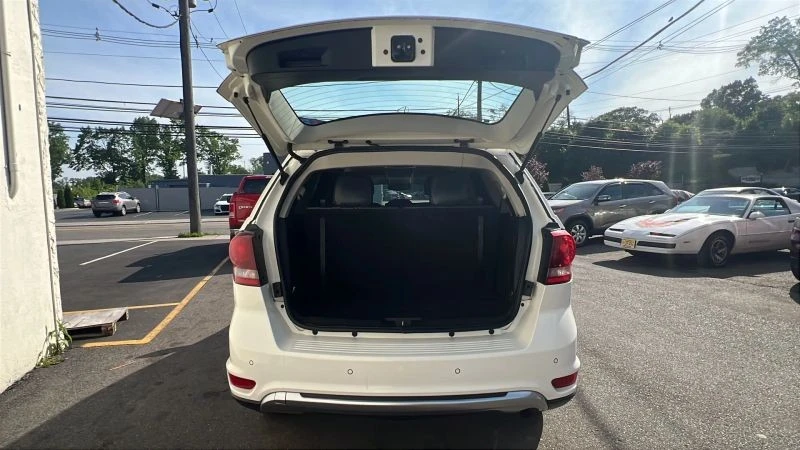 2018 Dodge Journey - Image 9 of 12