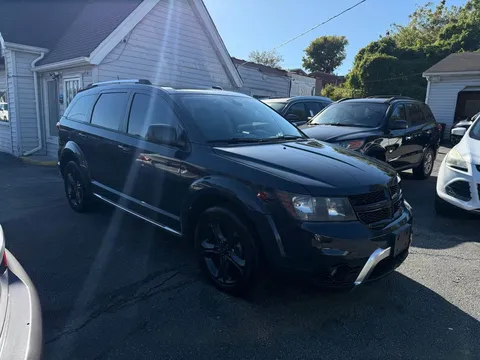 2018 Dodge Journey Crossroad Sport Utility 4D