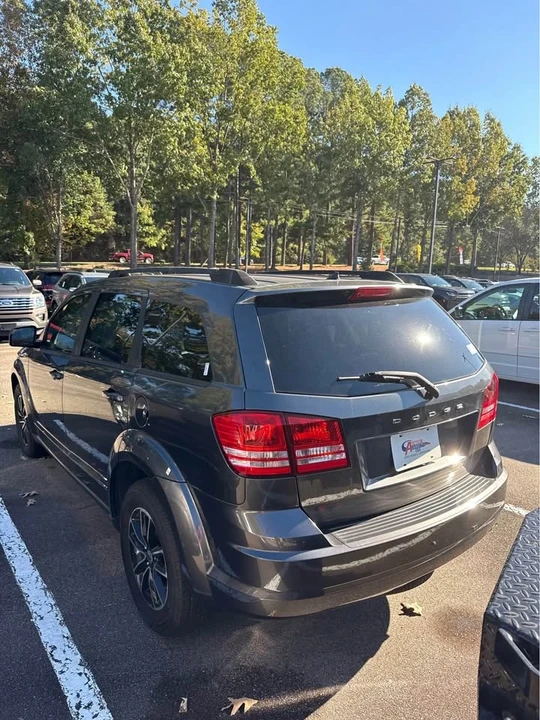 2018 Dodge Journey - Image 2 of 17