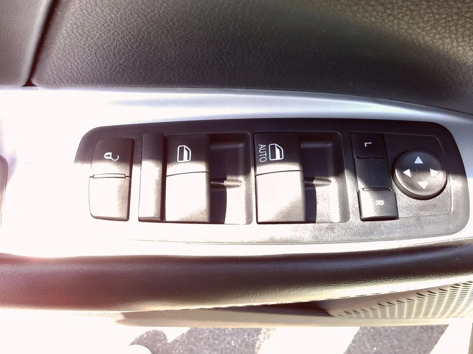 2018 Dodge Journey - Image 7 of 18