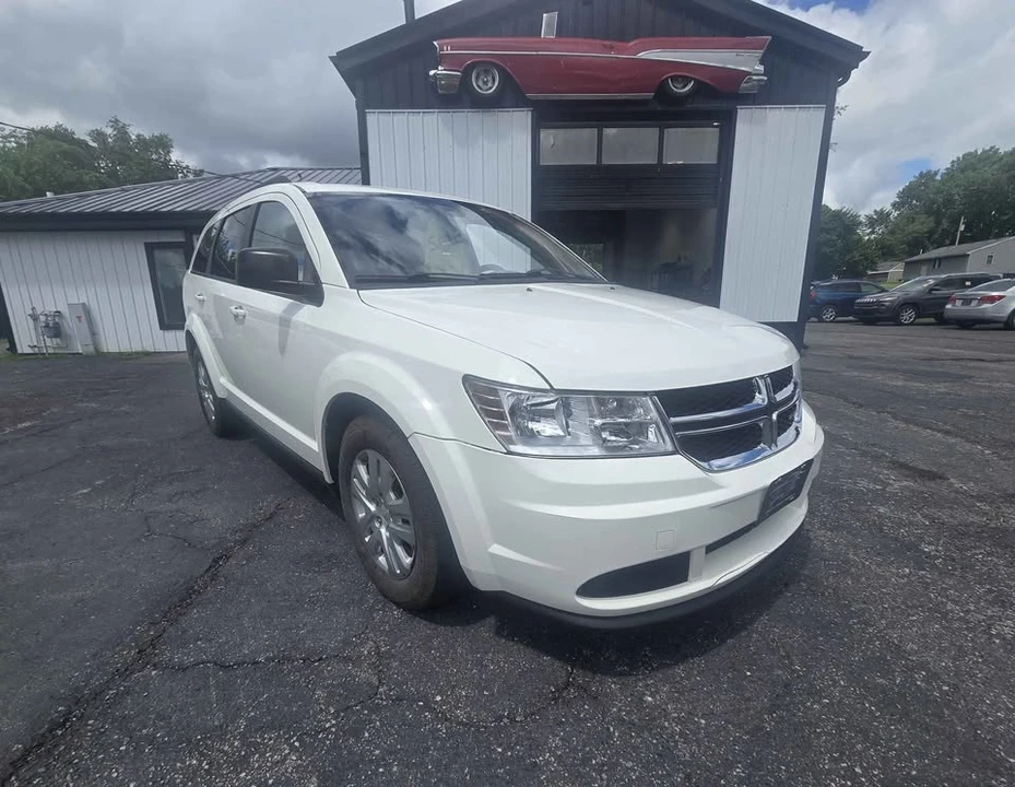 2018 Dodge Journey - Image 2 of 11