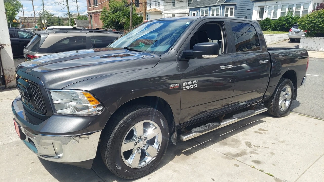 2018 Dodge Ram 4th Gen - Image 2 of 31