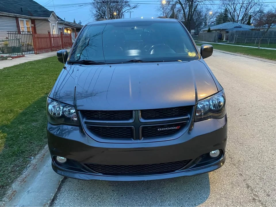 2018 Dodge Caravan - Image 4 of 9