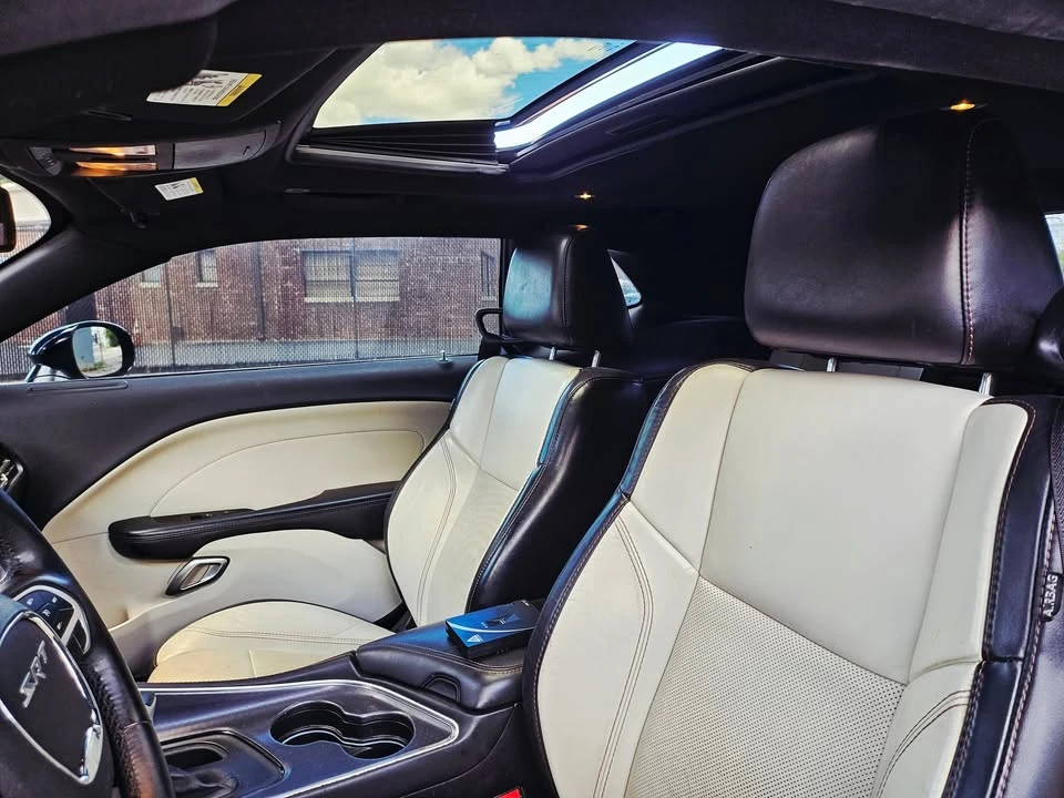 2018 Dodge Challenger 3rd Gen - Image 4 of 10