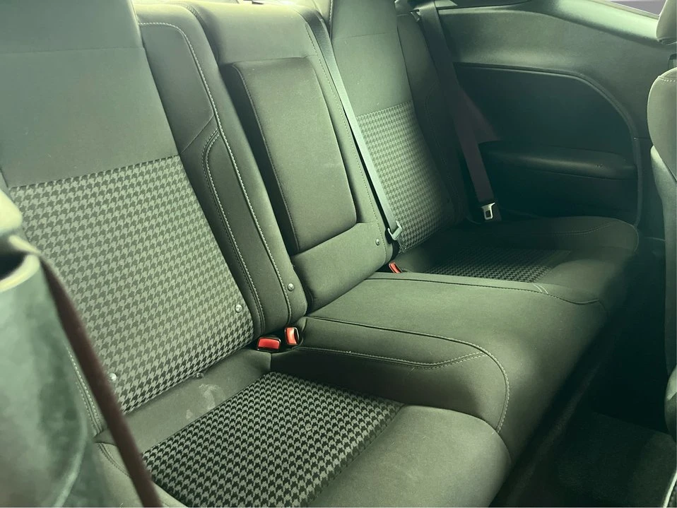 2018 Dodge Challenger 3rd Gen - Image 10 of 15