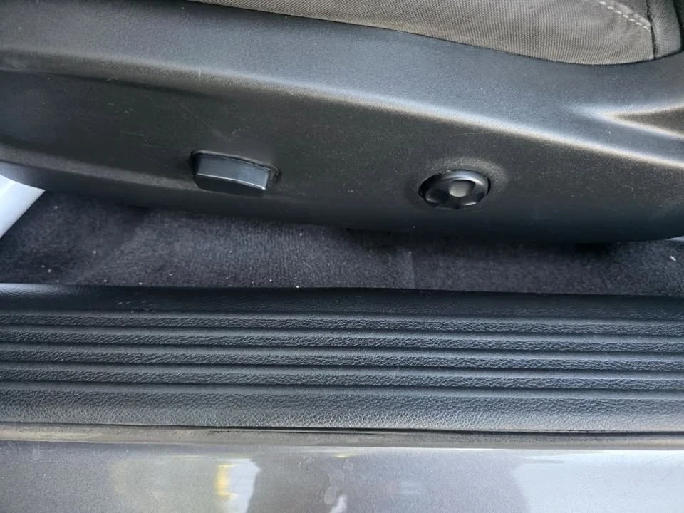 2018 Dodge Challenger 3rd Gen - Image 15 of 20