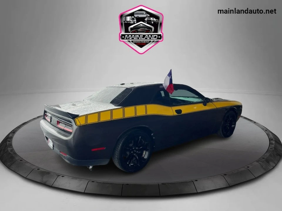 2018 Dodge Challenger 3rd Gen - Image 5 of 15