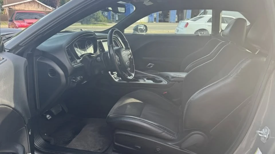 2018 Dodge Challenger 3rd Gen - Image 10 of 17