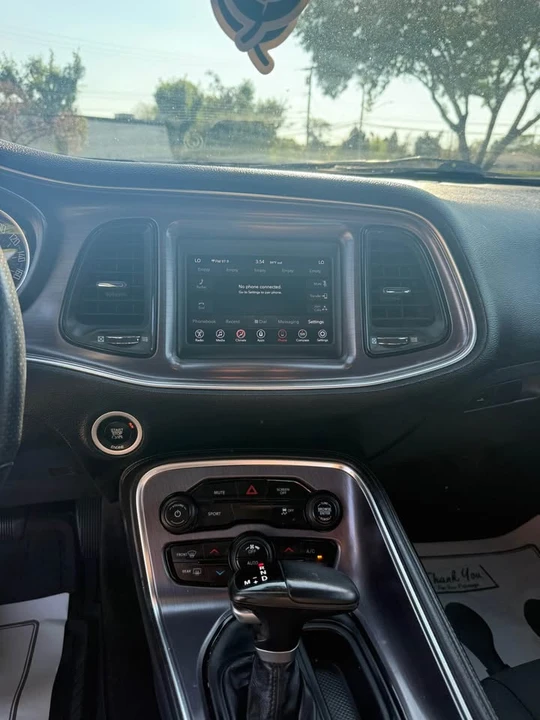 2018 Dodge Challenger 3rd Gen - Image 11 of 18