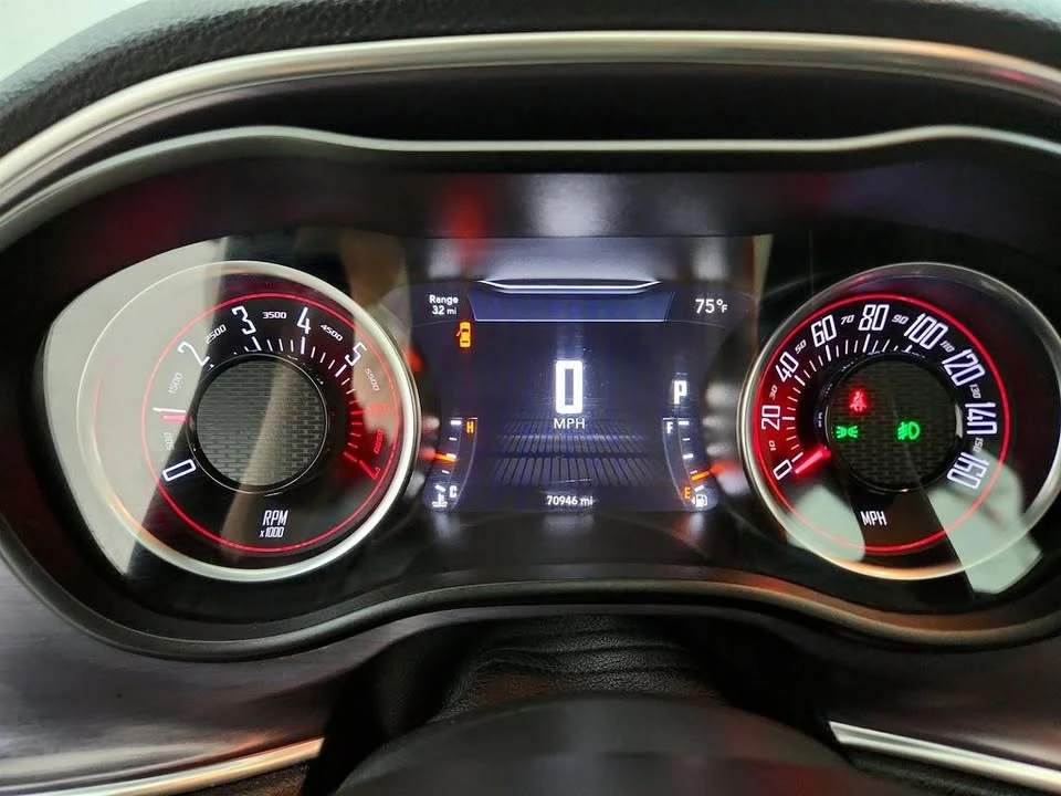 2018 Dodge Challenger 3rd Gen - Image 15 of 20