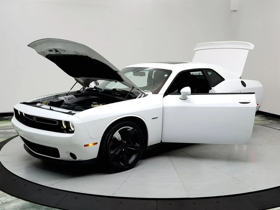 2018 Dodge Challenger 3rd Gen - Image 9 of 20