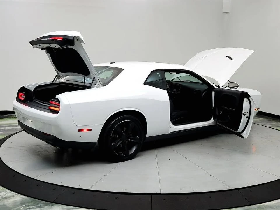 2018 Dodge Challenger 3rd Gen - Image 11 of 20