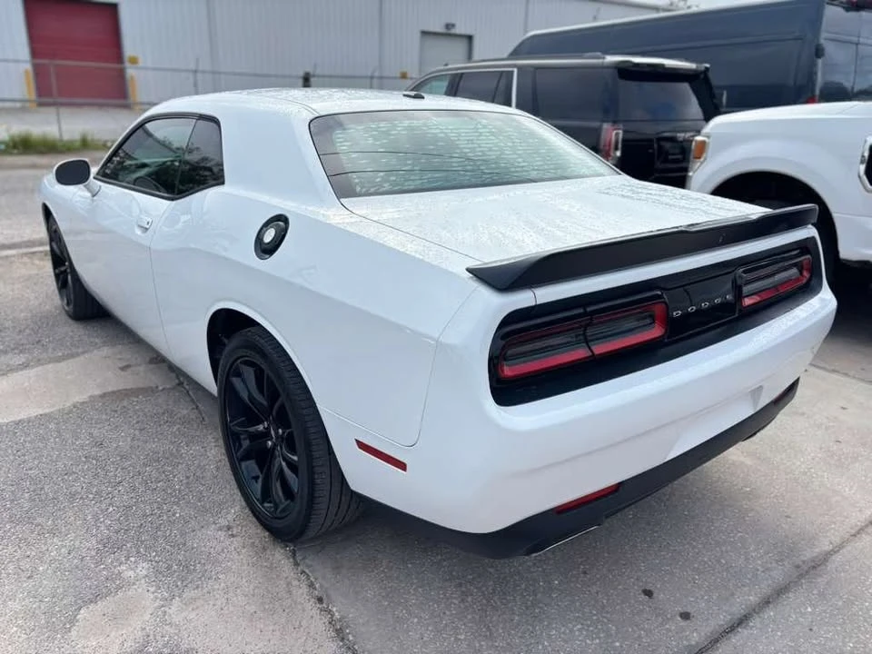 2018 Dodge Challenger 3rd Gen - Image 18 of 19