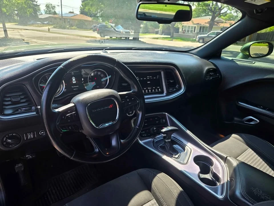 2018 Dodge Challenger 3rd Gen - Image 9 of 10