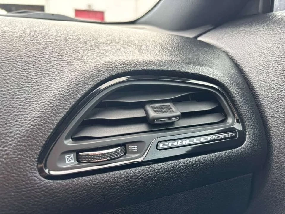 2018 Dodge Challenger 3rd Gen - Image 15 of 20