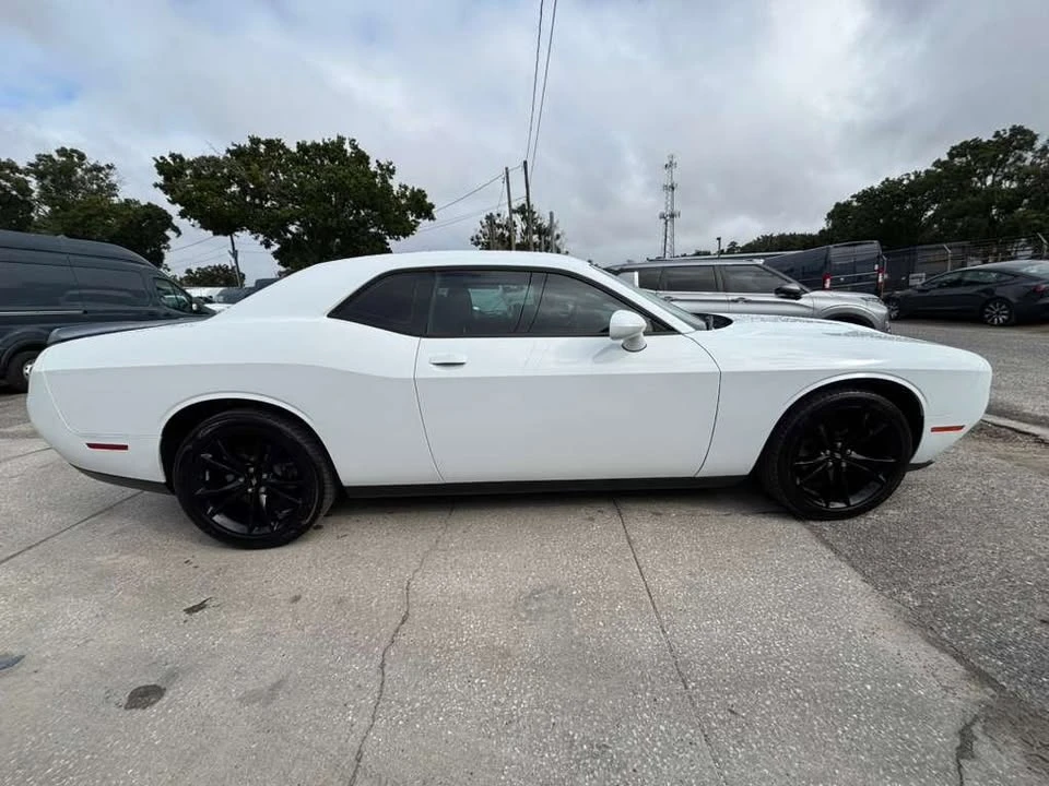 2018 Dodge Challenger 3rd Gen - Image 4 of 19