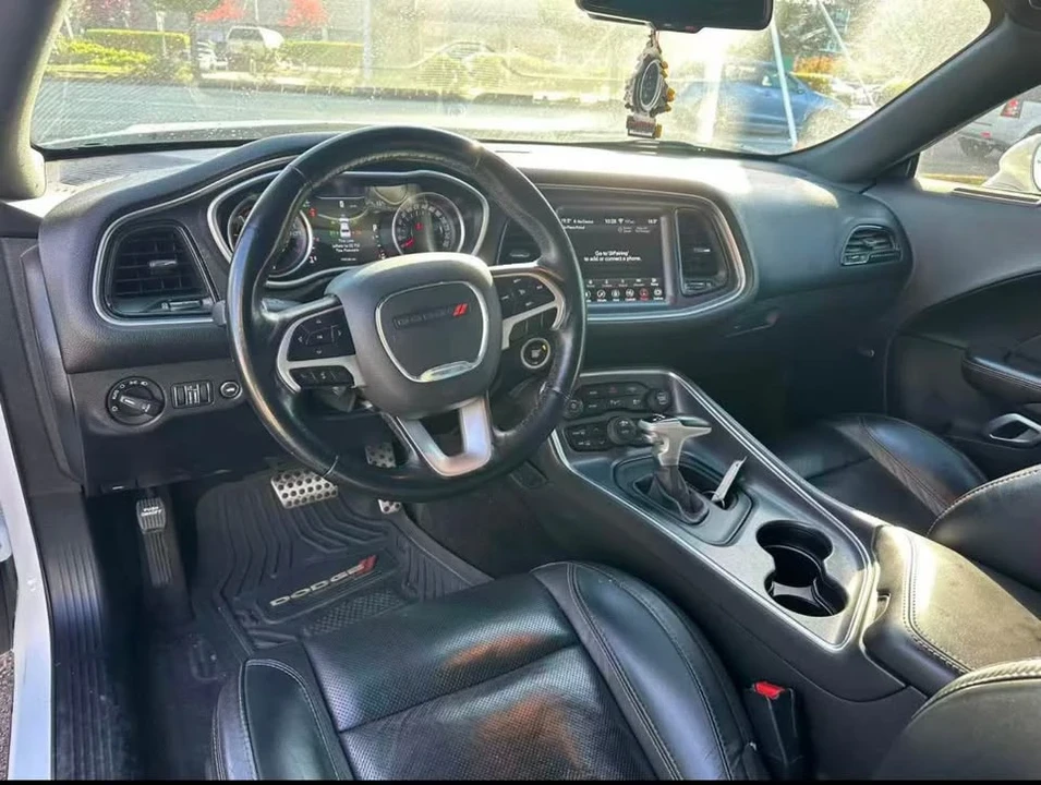 2018 Dodge Challenger 3rd Gen - Image 13 of 19