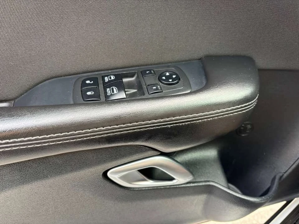 2018 Dodge Challenger 3rd Gen - Image 14 of 19