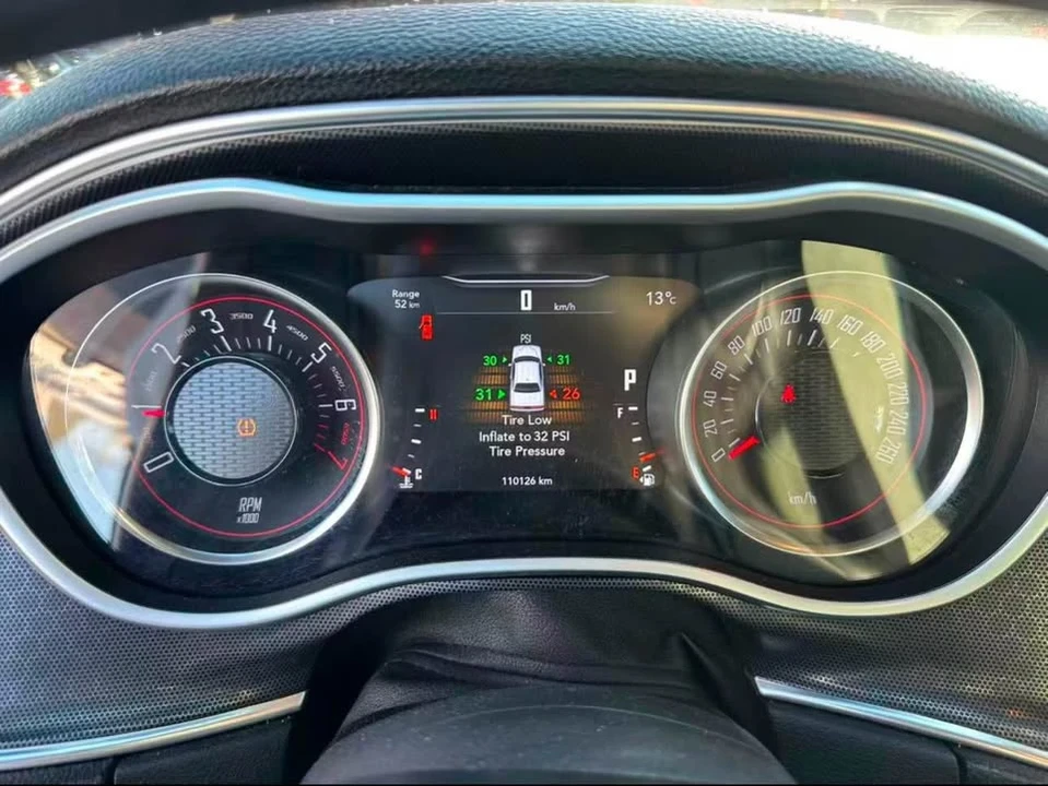 2018 Dodge Challenger 3rd Gen - Image 15 of 19