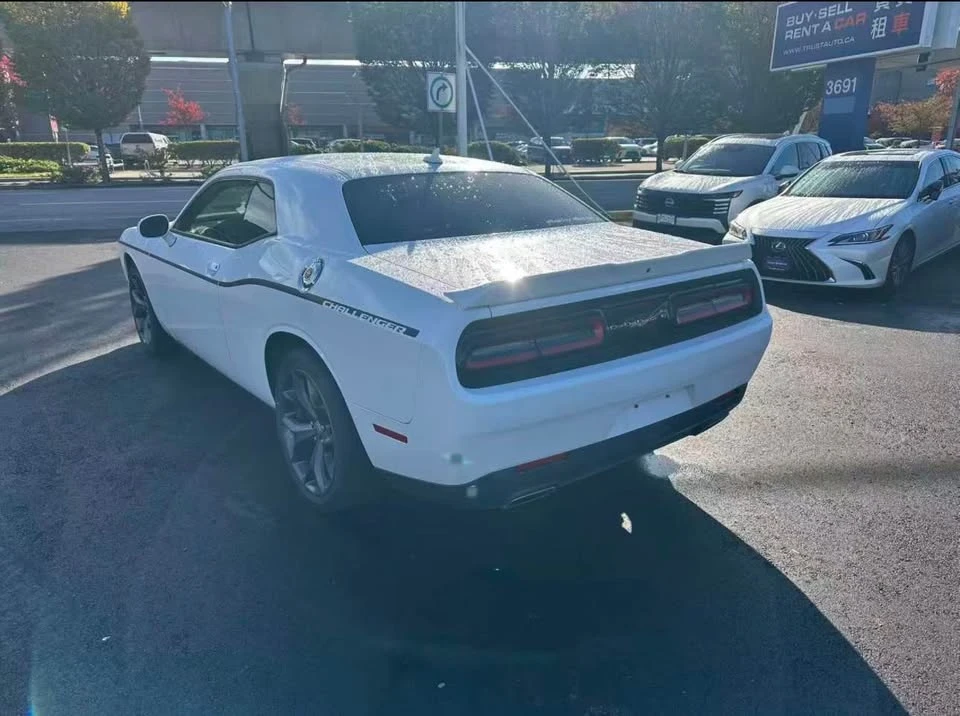 2018 Dodge Challenger 3rd Gen - Image 5 of 19