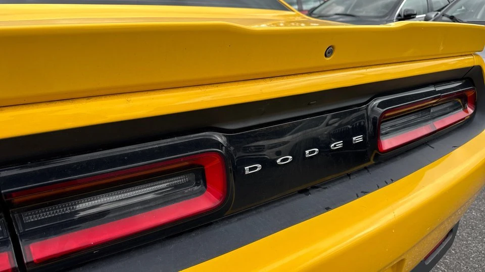 2018 Dodge Challenger 3rd Gen - Image 12 of 18