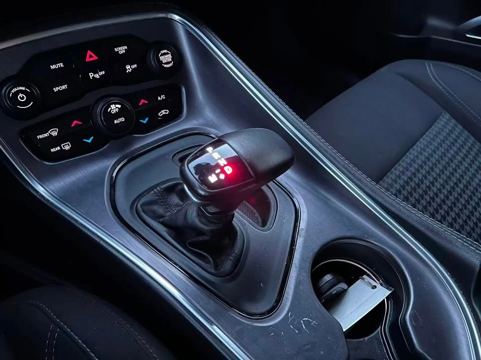 2018 Dodge Challenger 3rd Gen - Image 14 of 20