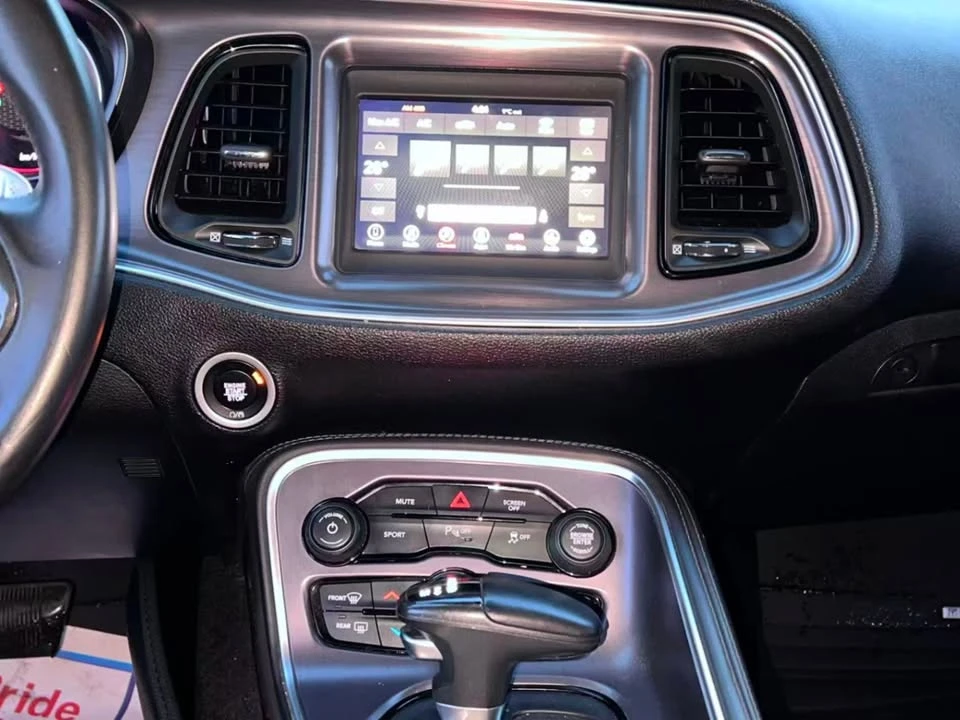 2018 Dodge Challenger 3rd Gen - Image 15 of 20