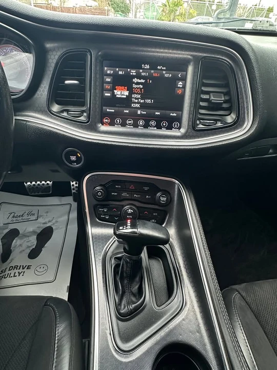 2018 Dodge Challenger 3rd Gen - Image 16 of 19