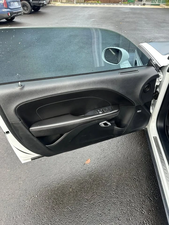 2018 Dodge Challenger 3rd Gen - Image 11 of 19