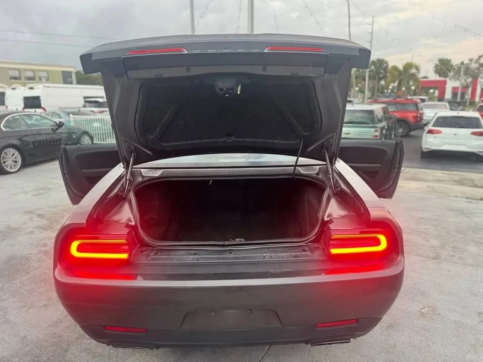 2018 Dodge Challenger 3rd Gen - Image 6 of 20