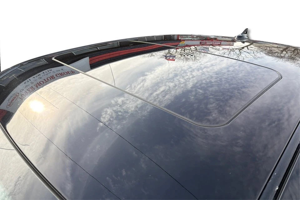 2018 Dodge Challenger 3rd Gen - Image 10 of 20