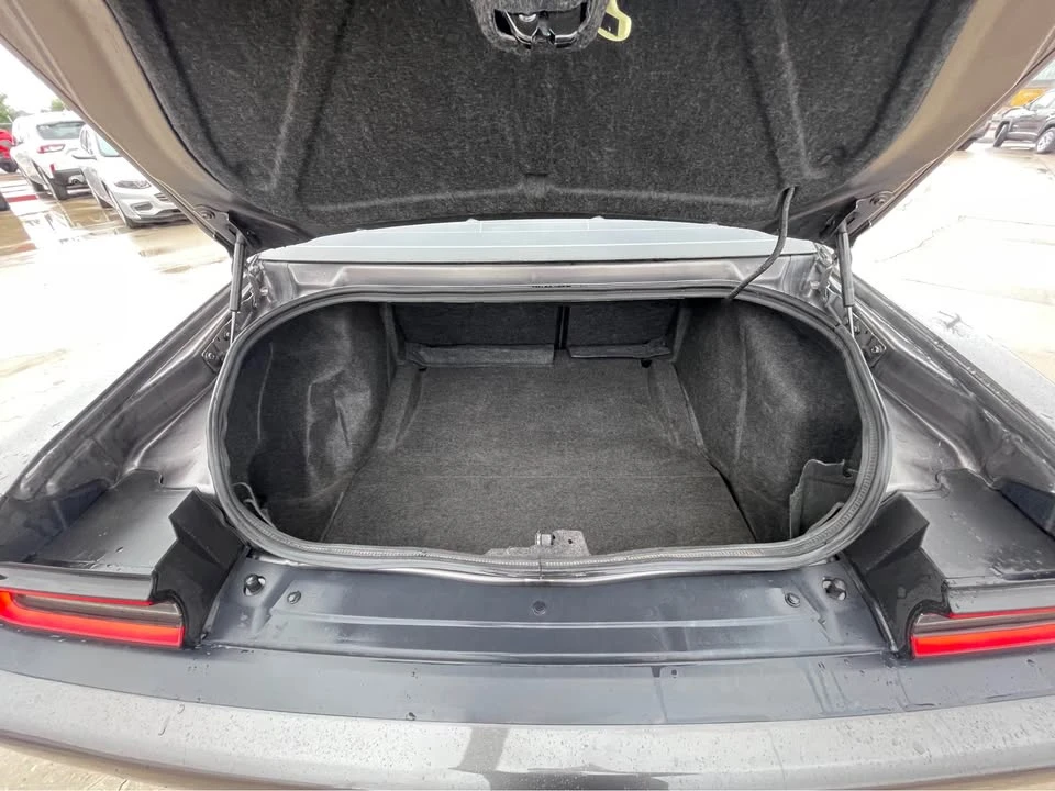 2018 Dodge Challenger 3rd Gen - Image 12 of 17