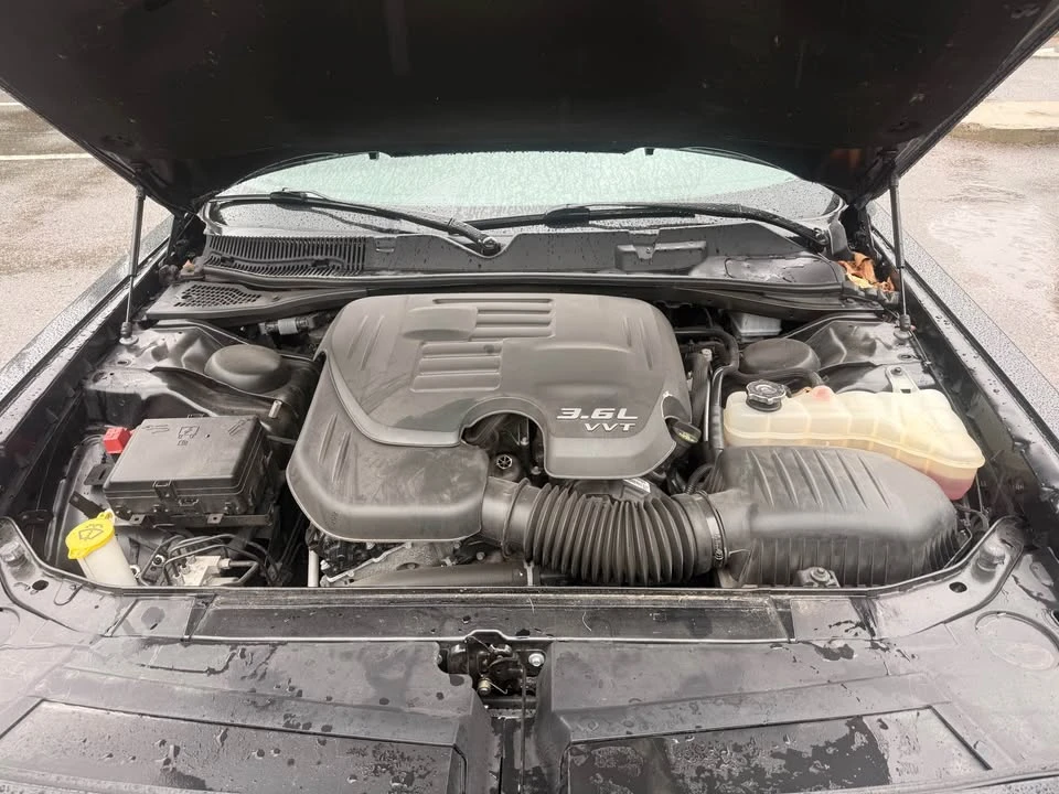 2018 Dodge Challenger 3rd Gen - Image 9 of 16
