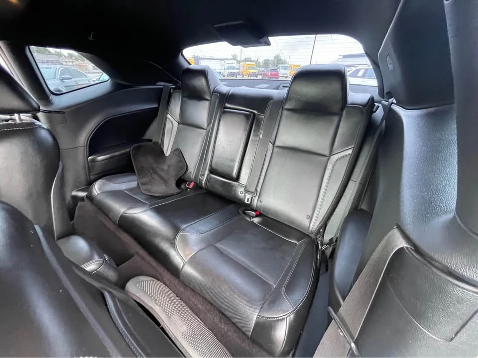 2018 Dodge Challenger 3rd Gen - Image 11 of 17