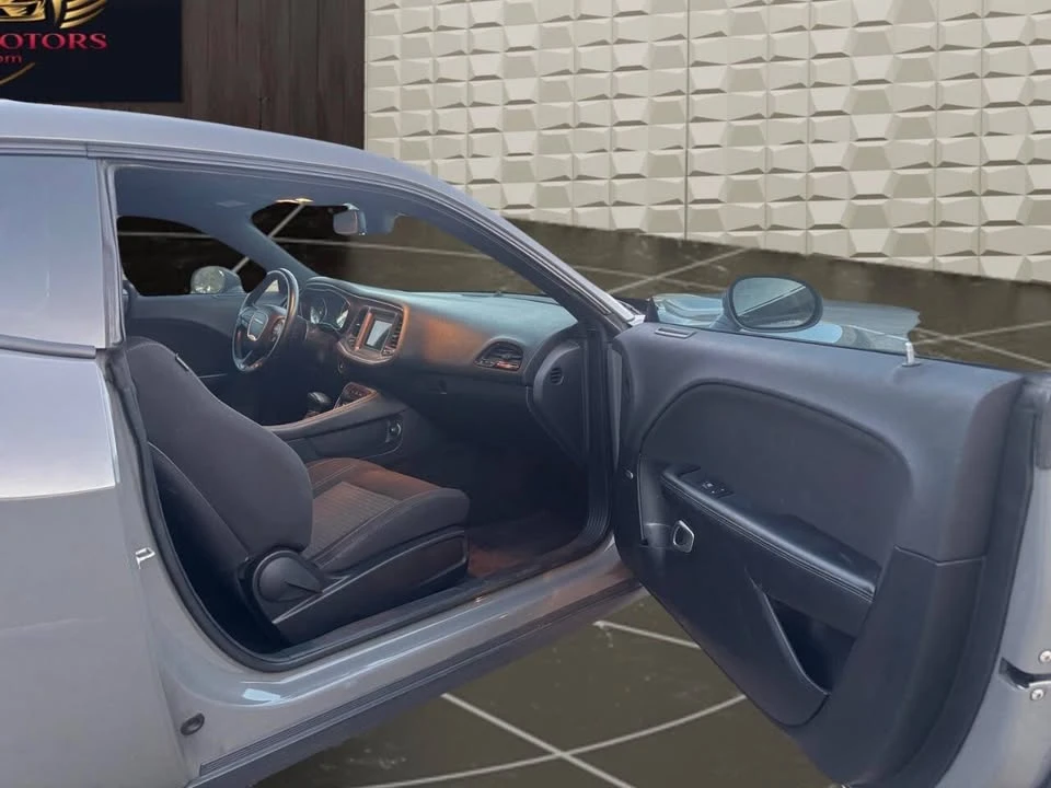 2018 Dodge Challenger 3rd Gen - Image 13 of 20