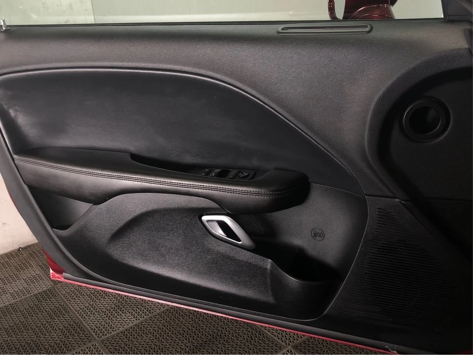 2018 Dodge Challenger 3rd Gen - Image 16 of 20