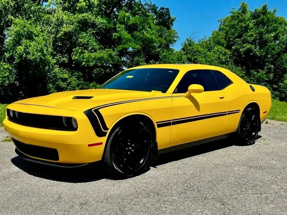 2018 Dodge Challenger 3rd Gen - Image 2 of 9