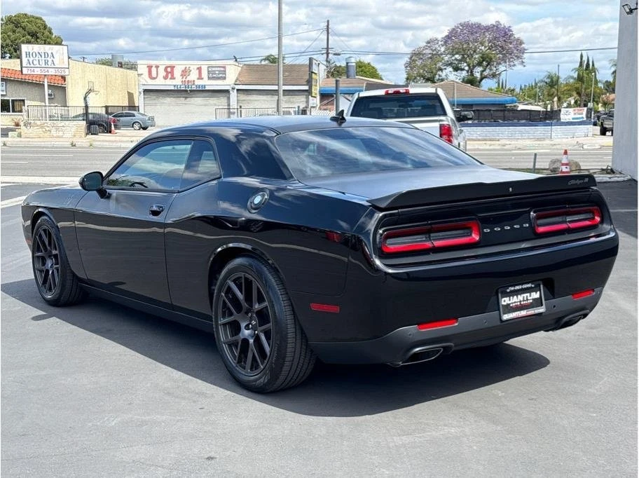 2018 Dodge Challenger 3rd Gen - Image 16 of 18