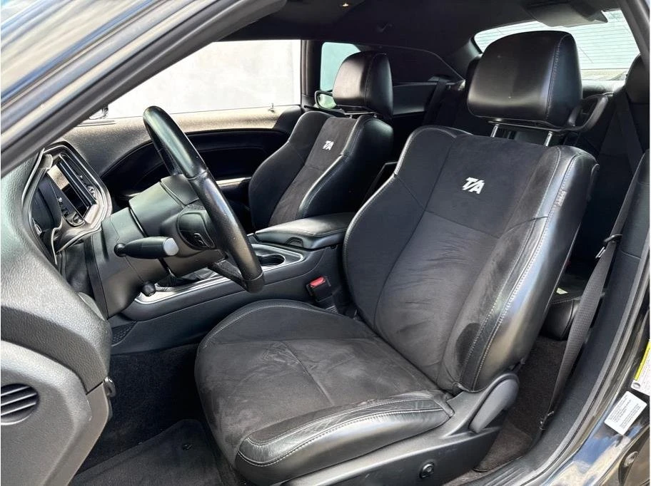 2018 Dodge Challenger 3rd Gen - Image 9 of 18