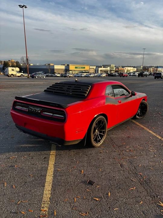 2018 Dodge Challenger SRT8 & 392 3rd Gen - Image 4 of 12