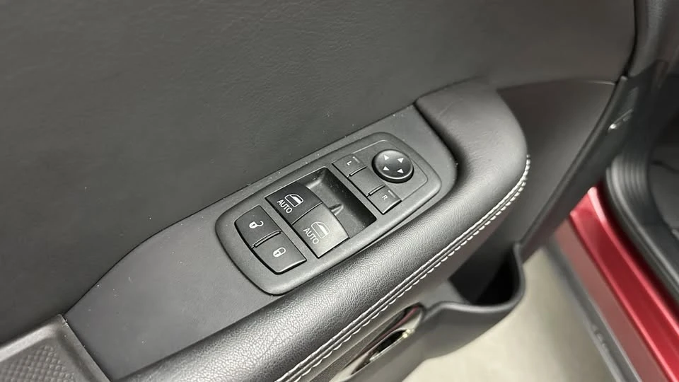 2018 Dodge Challenger 3rd Gen - Image 10 of 20
