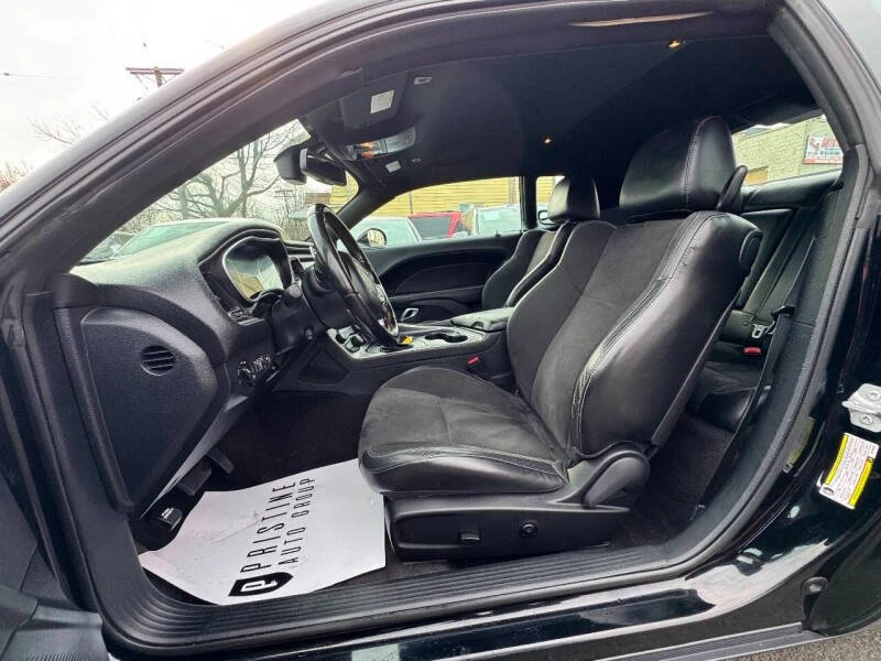2018 Dodge Challenger 3rd Gen - Image 9 of 20
