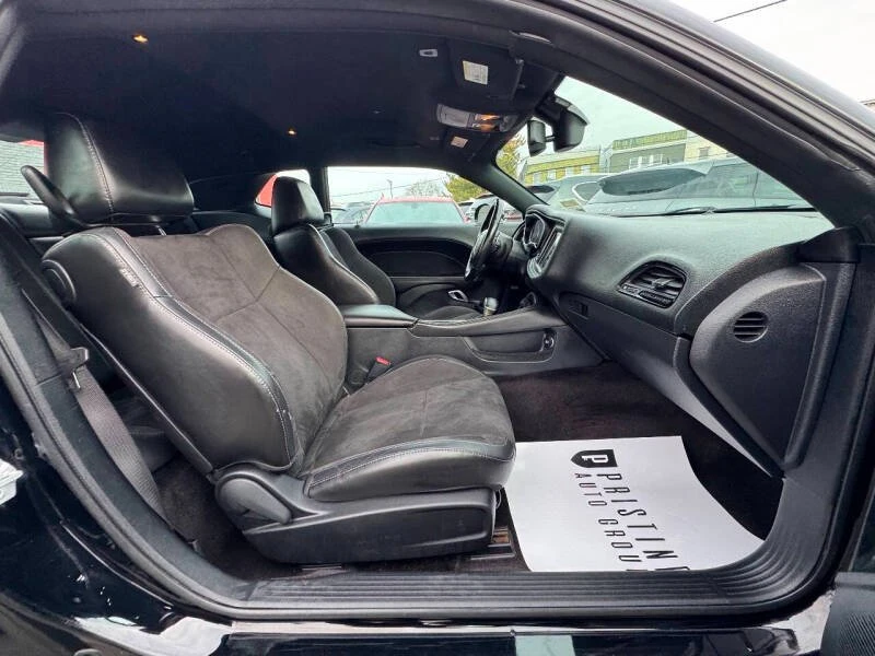 2018 Dodge Challenger 3rd Gen - Image 19 of 20