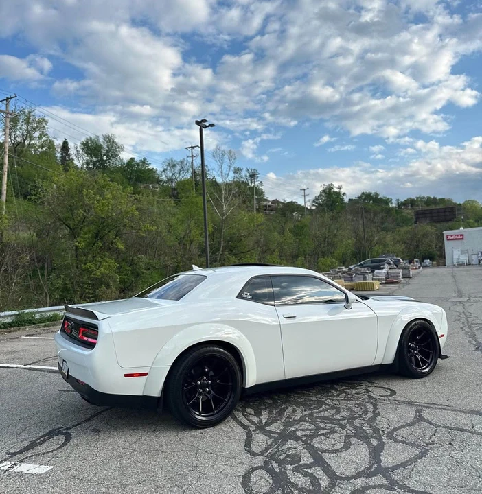 2018 Dodge Challenger 3rd Gen - Image 15 of 17