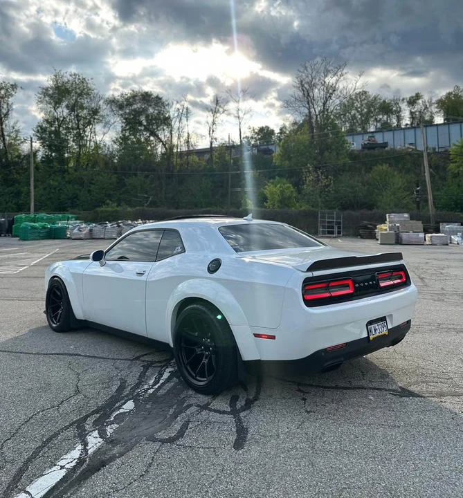 2018 Dodge Challenger 3rd Gen - Image 3 of 17