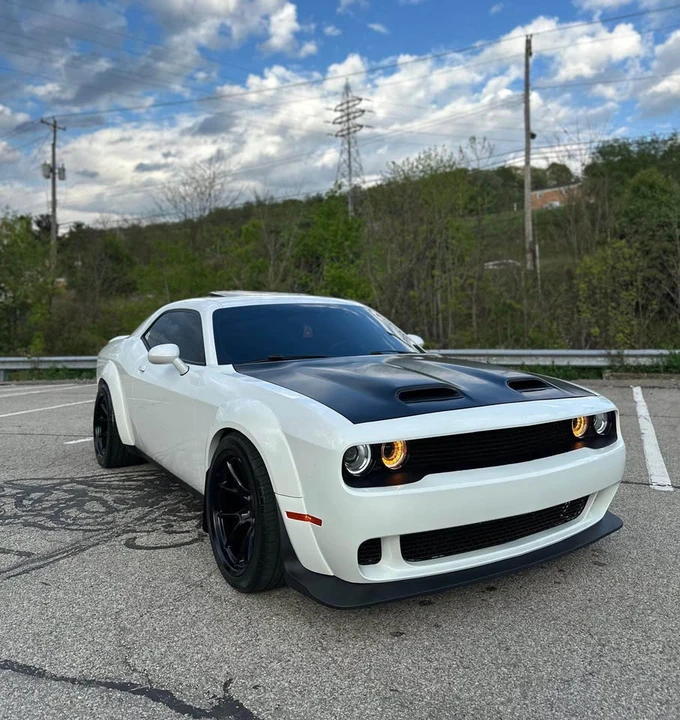 2018 Dodge Challenger 3rd Gen - Image 14 of 17