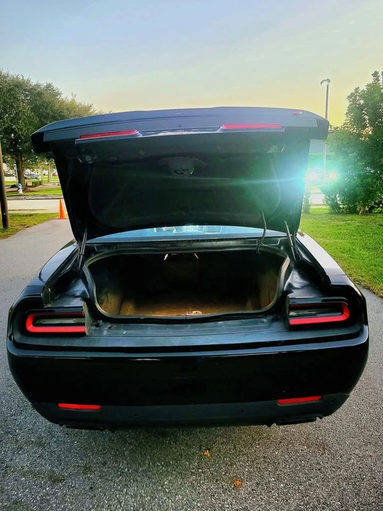 2018 Dodge Challenger 3rd Gen - Image 13 of 14