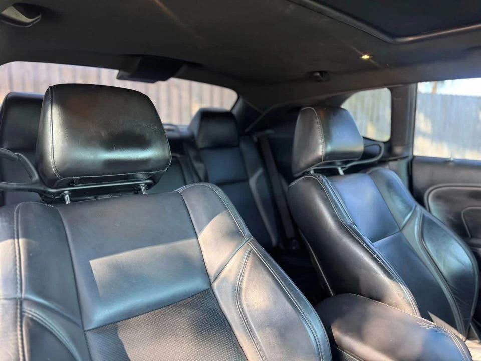 2018 Dodge Challenger 3rd Gen - Image 10 of 20
