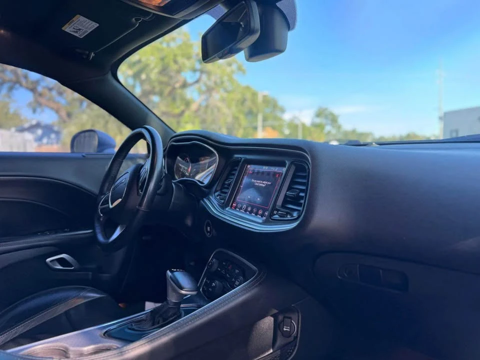 2018 Dodge Challenger 3rd Gen - Image 9 of 20
