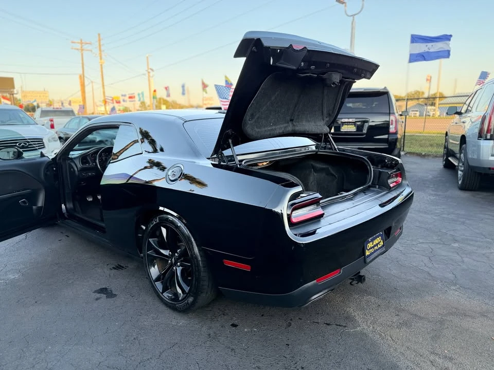 2018 Dodge Challenger 3rd Gen - Image 17 of 20